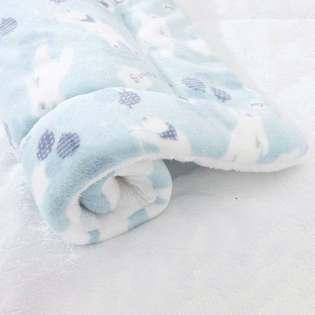 UnJardinDeFleurs™ Soft Flannel Pet Mattress